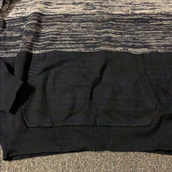 American Eagle ombré hoodie - Picture 2 of 5
